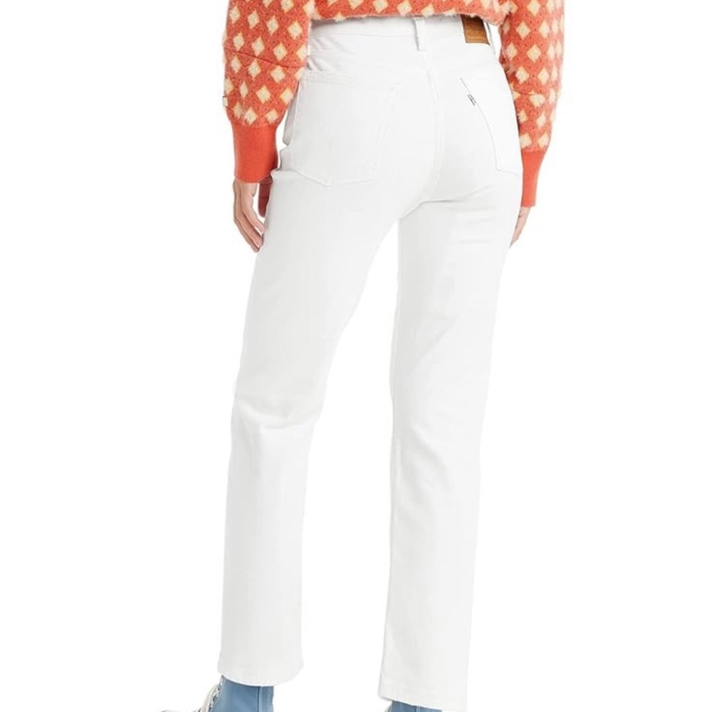 Levi's Women's Cream Wedgie Straight Leg Jeans - Picture 8 of 12